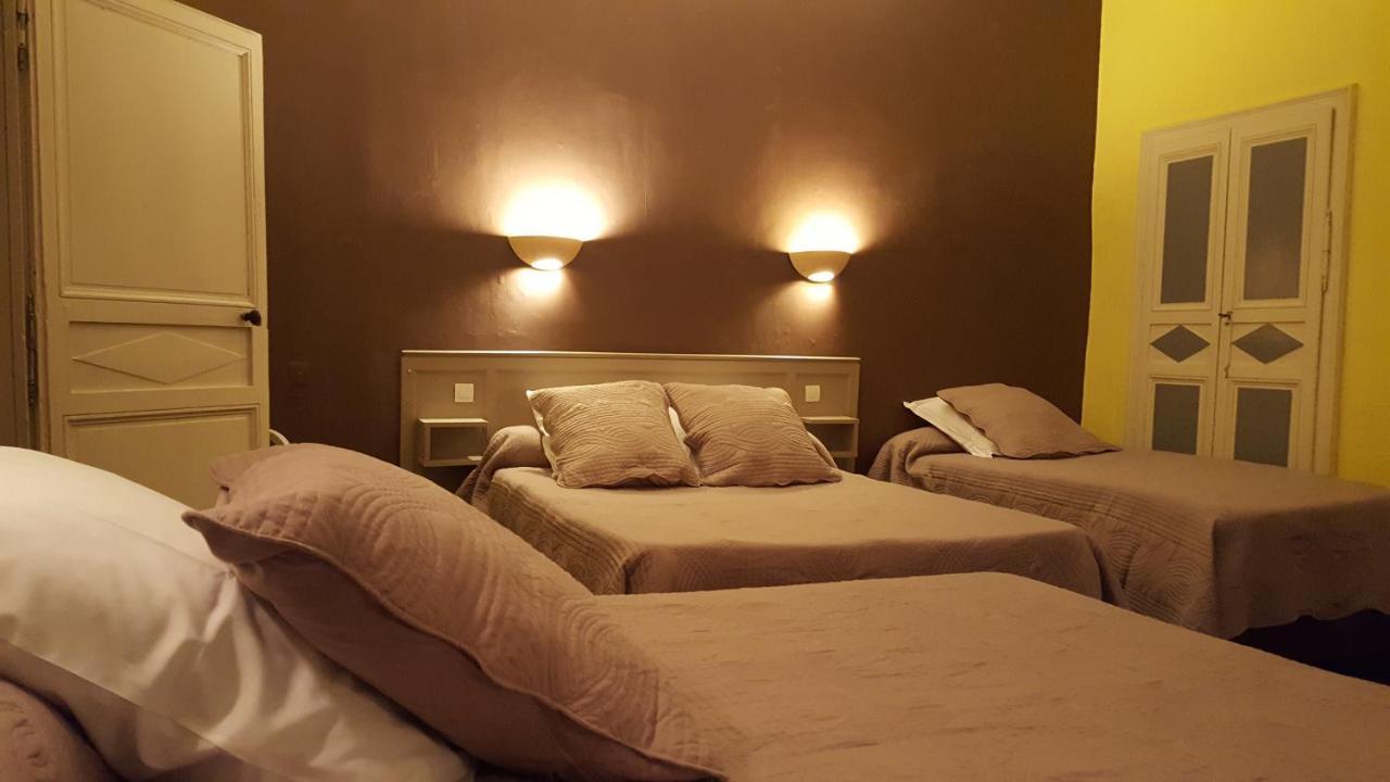 Hotel Ronsin Fresnay-sur-Sarthe エクステリア 写真